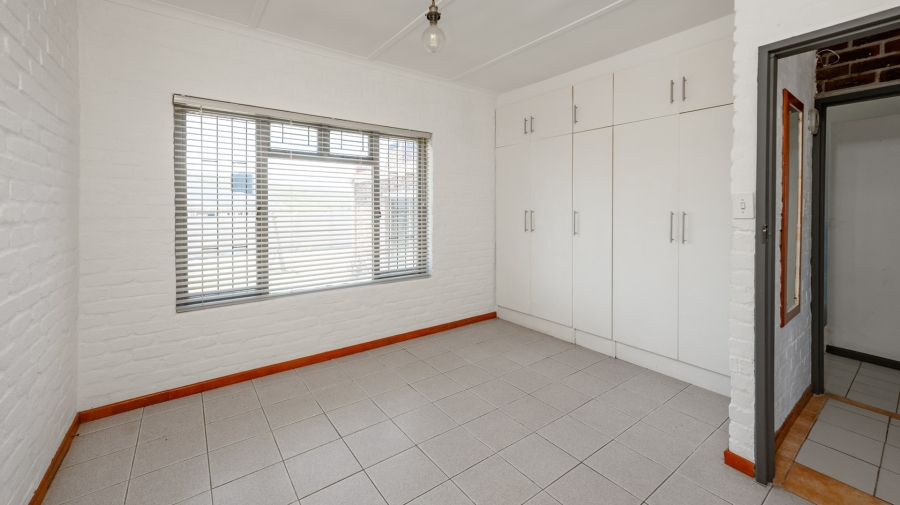 2 Bedroom Property for Sale in Agulhas Western Cape